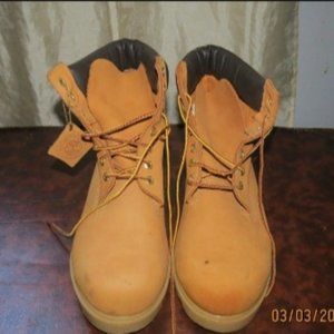 Timberland Men's 10061 6-Inch Wide Premium Boots, Wheat Nubuck,